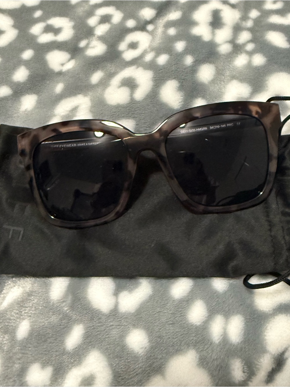 Diff Eyewear Tortoiseshell Square Sunglasses with Dark Lenses